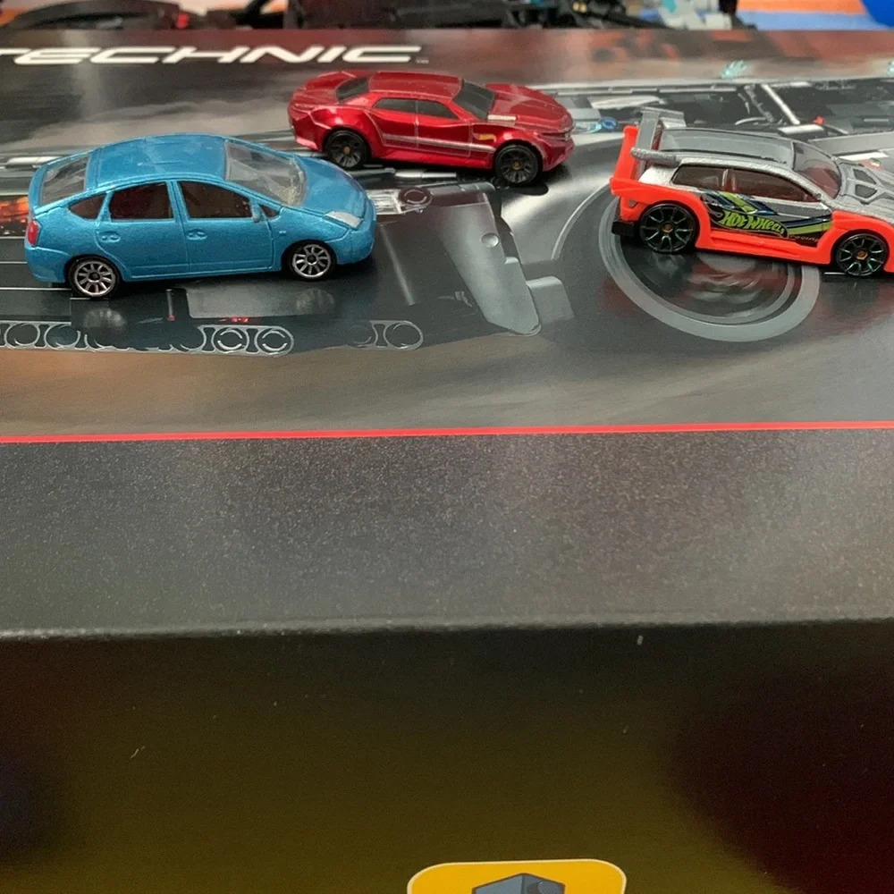 13 Toy Cars